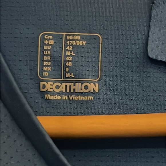 Blue Workout Tee Sz Medium/Large - Picture 2 of 4